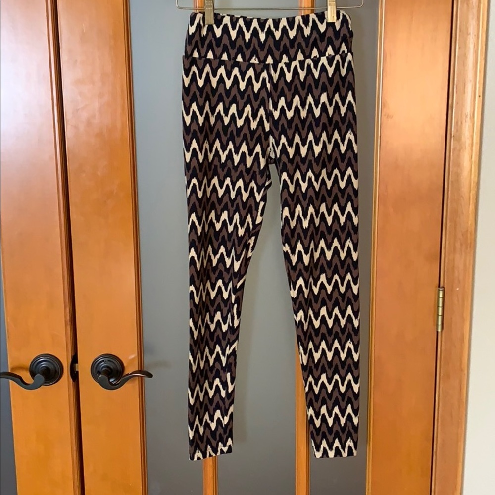 LuLaRoe leggings - Brown/Tan/Black Zig Zag